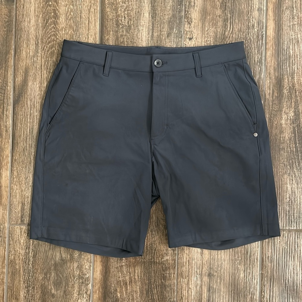 Vuori Men’s Meta Performance Shorts Size 34 Waist